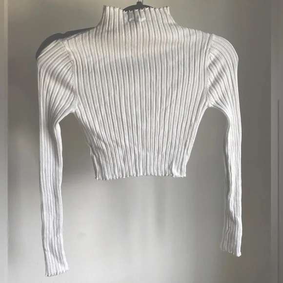 Princess Polly Grand Gestures Ribbed Cropped Turtleneck Top White ( size XS-S ) - Picture 3 of 4